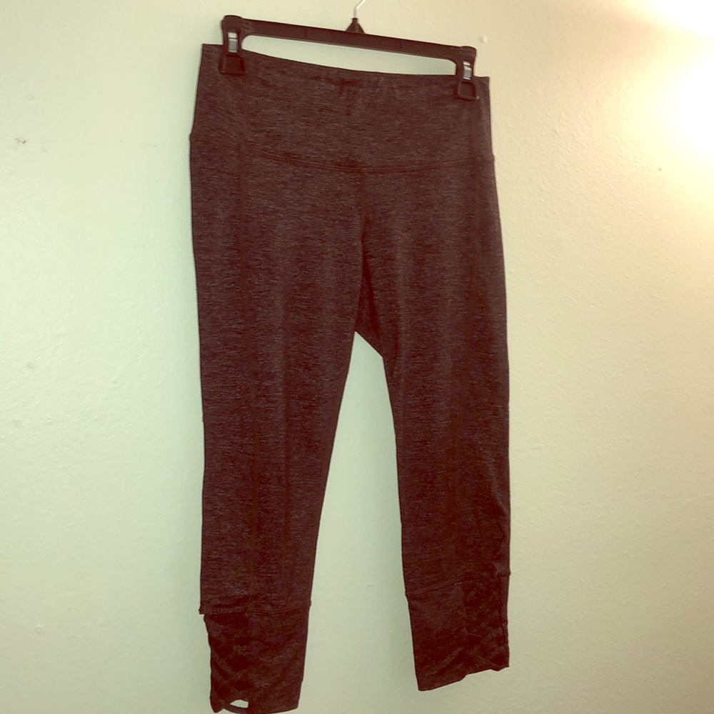 Athleta 3/4 Leggings